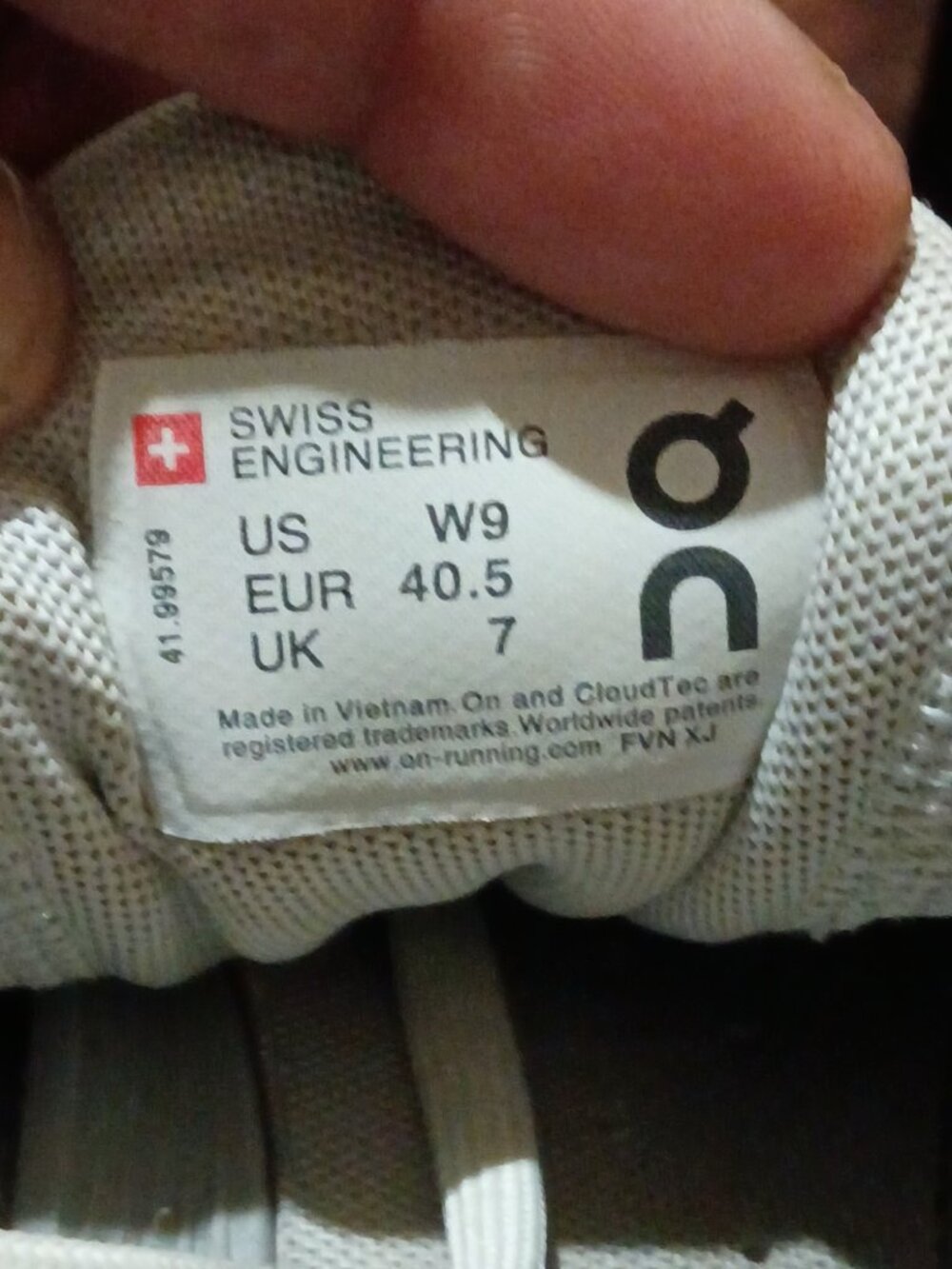 On CloudSwift Helion Women’s Size 9 Glacier White Running Shoes 41.99579 - Picture 2 of 13